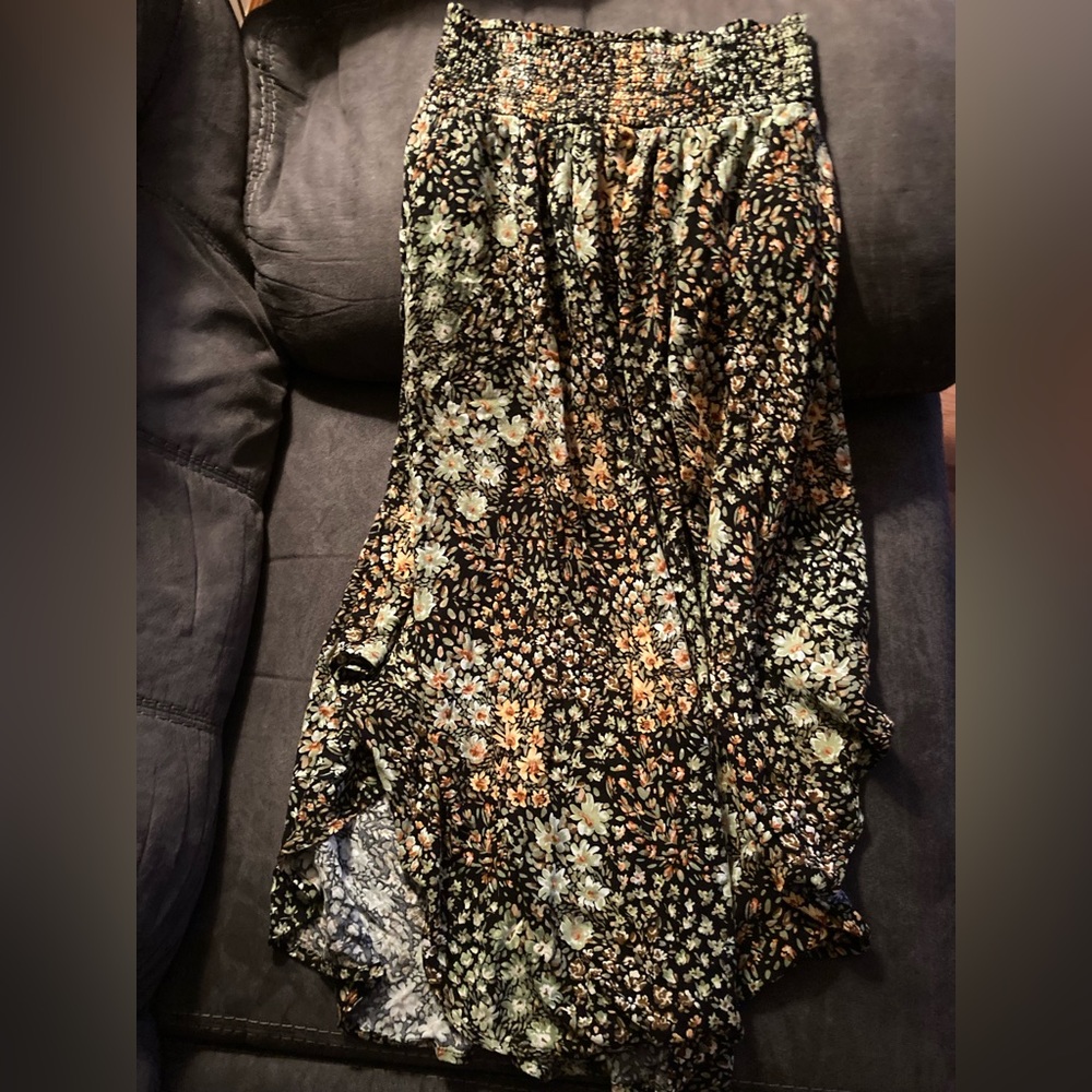 Sozy skirt. So comfy and light. M/L